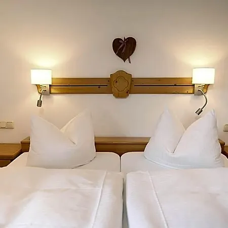 Han/Misafirhane Haus Lofertal 3*